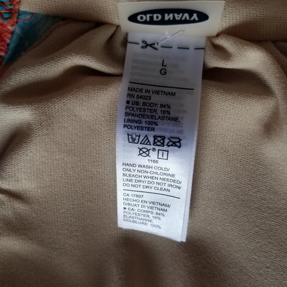 NWT Knotted Tie BOW Swim Top
OLD NAVY - Picture 3 of 5